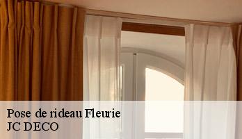 Pose de rideau fleurie-69820 JC DECO